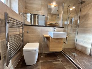 Photo 21- click for photo gallery